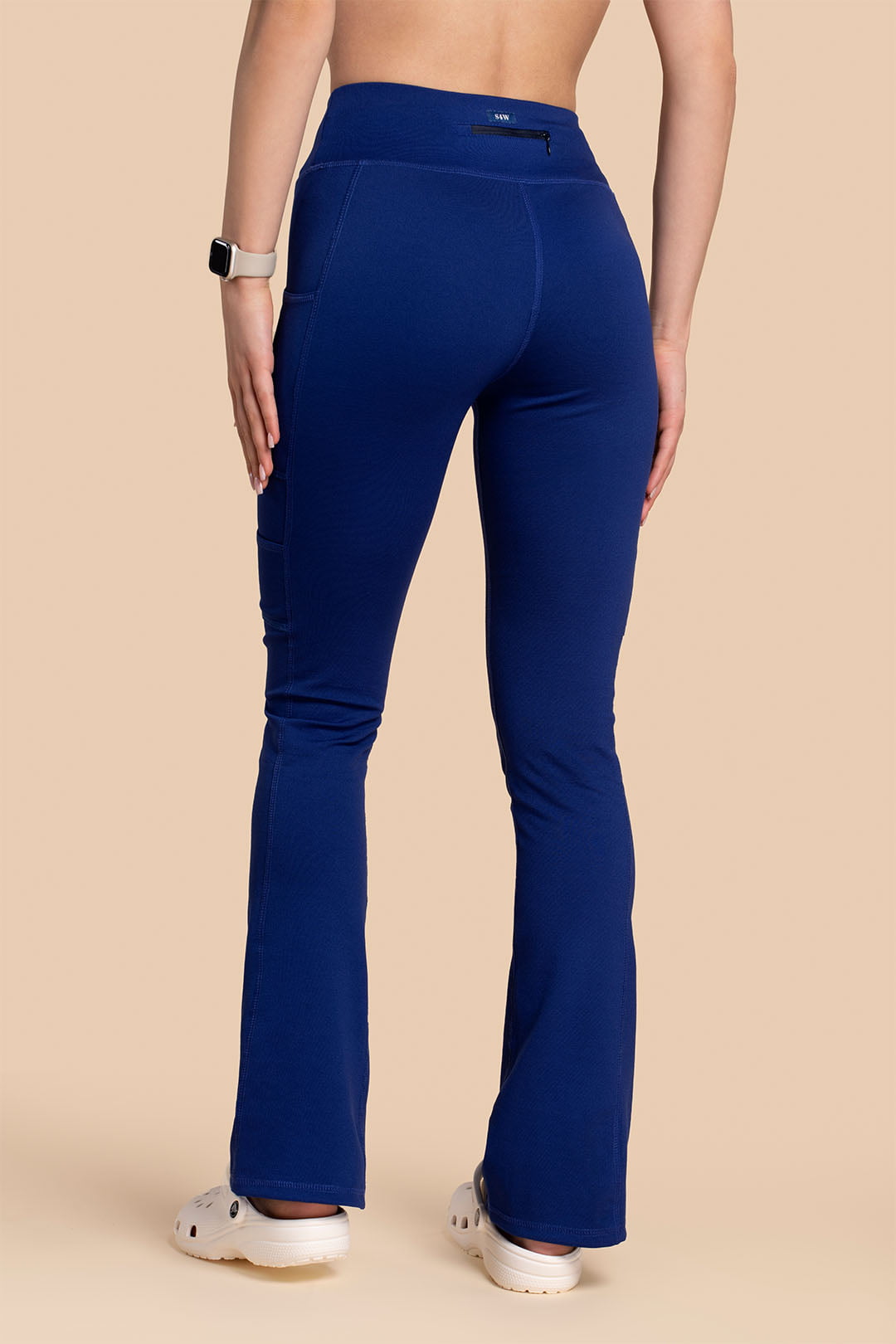 S4W_0003_Spodnie Medyczne Damskie - Scrubs Yoga Pants Navy (3) Spodnie medyczne damskie – Scrubs Yoga Pants granatowe