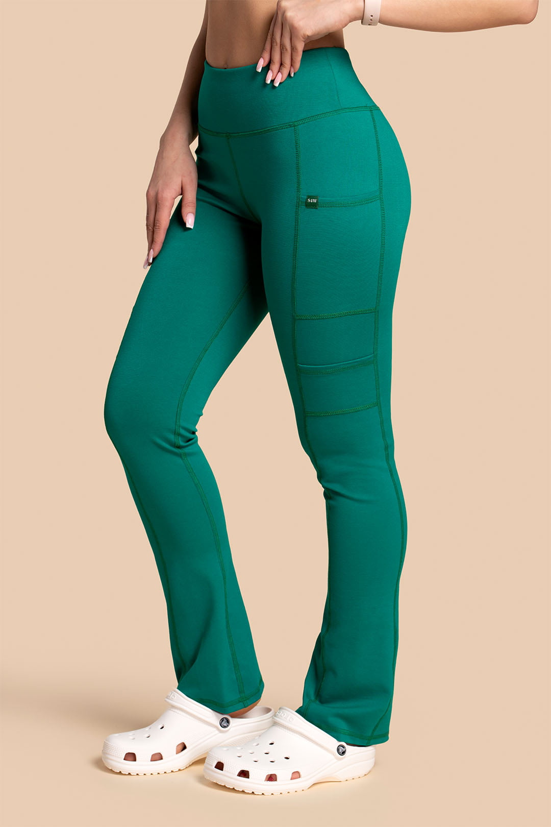 S4W_0004_Spodnie Medyczne Damskie - Scrubs Yoga Pants Green Hunter (2) Spodnie medyczne damskie – Scrubs Yoga Pants zielone