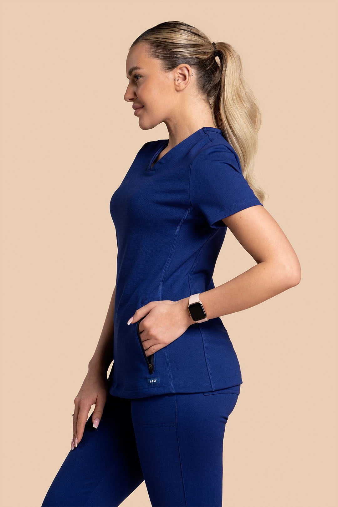 S4W_0012_Bluza medyczna damska - Scrubs Twozip Navy (2) Bluza medyczna damska – Scrubs Twozip granatowy