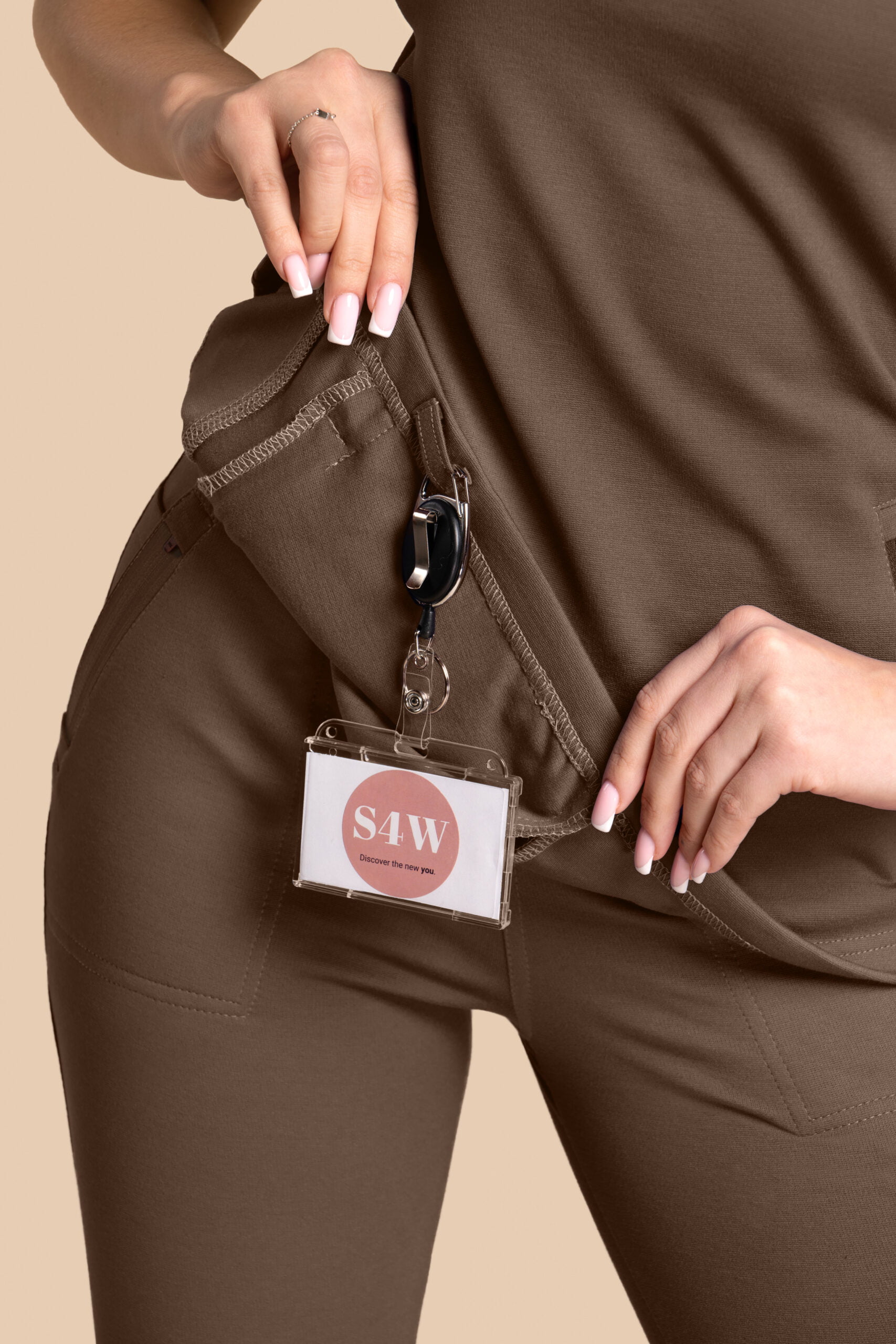 Bluza medyczna damska - Scrubs Twozip Brązowa(4) Bluza medyczna damska – Scrubs Twozip brązowa