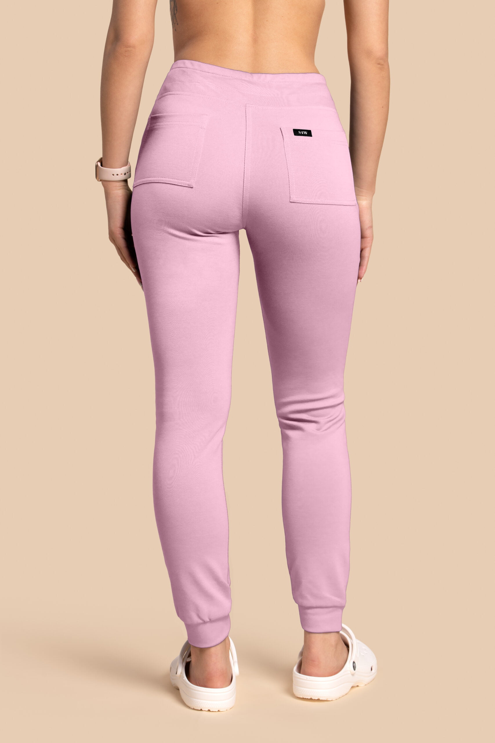 Spodnie Medyczne Damskie - Scrubs Joggery Cukierkowy Róż(3) Spodnie medyczne damskie – Scrubs Joggery cukierkowy róż