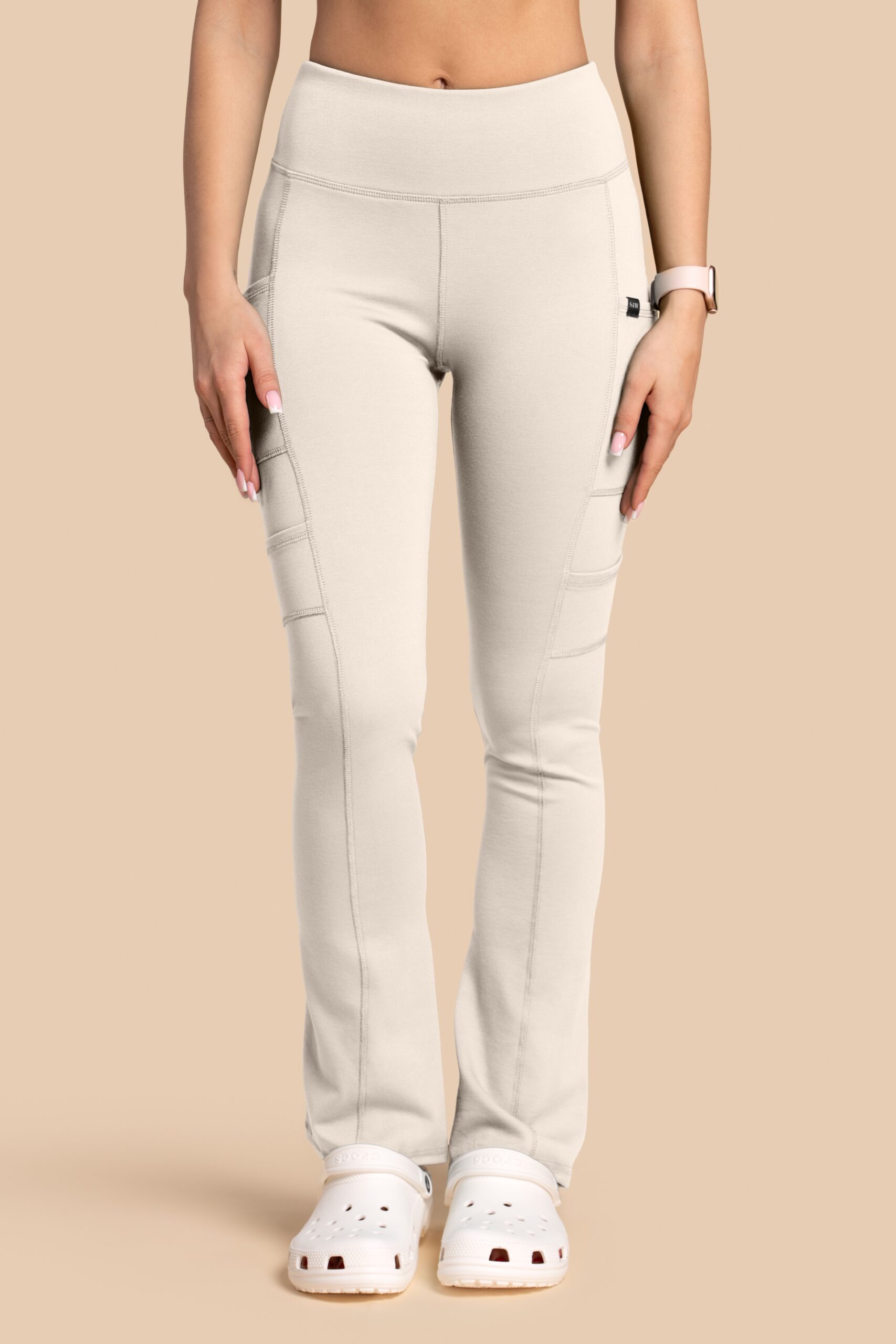 Spodnie-Medyczne-Damskie-Scrubs-Yoga-Pants-Beżowe Spodnie medyczne damskie – Scrubs Yoga Pants beżowe