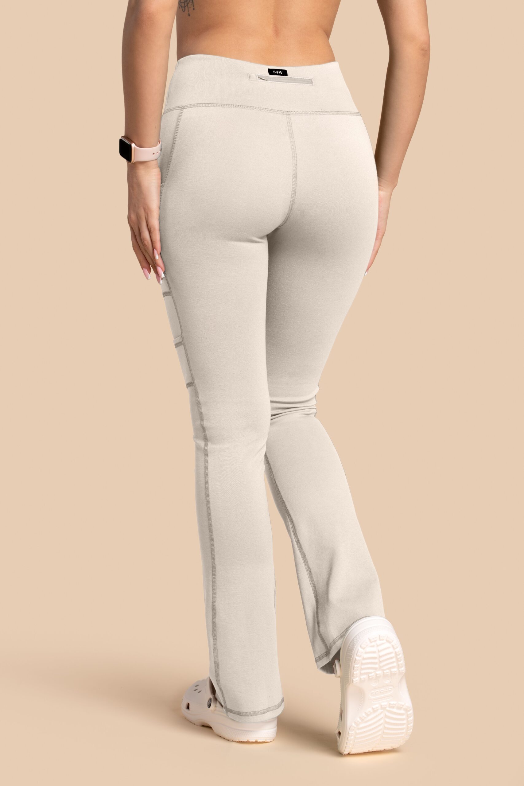 Spodnie-Medyczne-Damskie-Scrubs-Yoga-Pants-Beżowe2 Spodnie medyczne damskie – Scrubs Yoga Pants beżowe